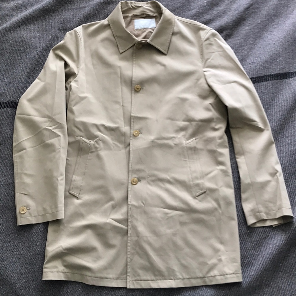 Prada size 42 (52 euro) tan colour top coat